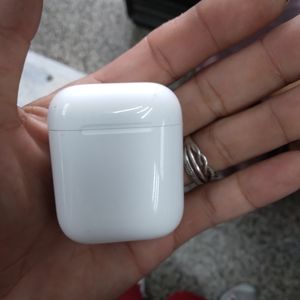 Apple Wireless Charging Case
